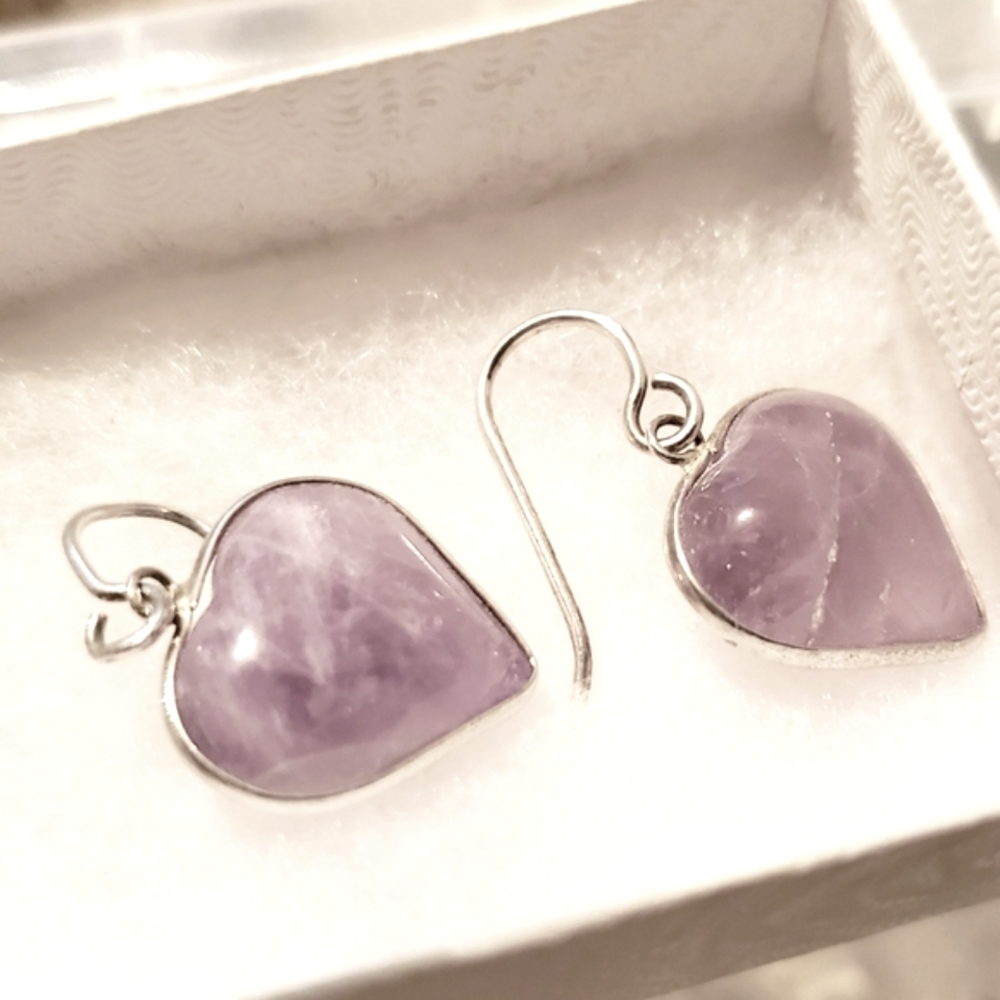 🌻SALE🌻Amethyst heart dangle solid earrings